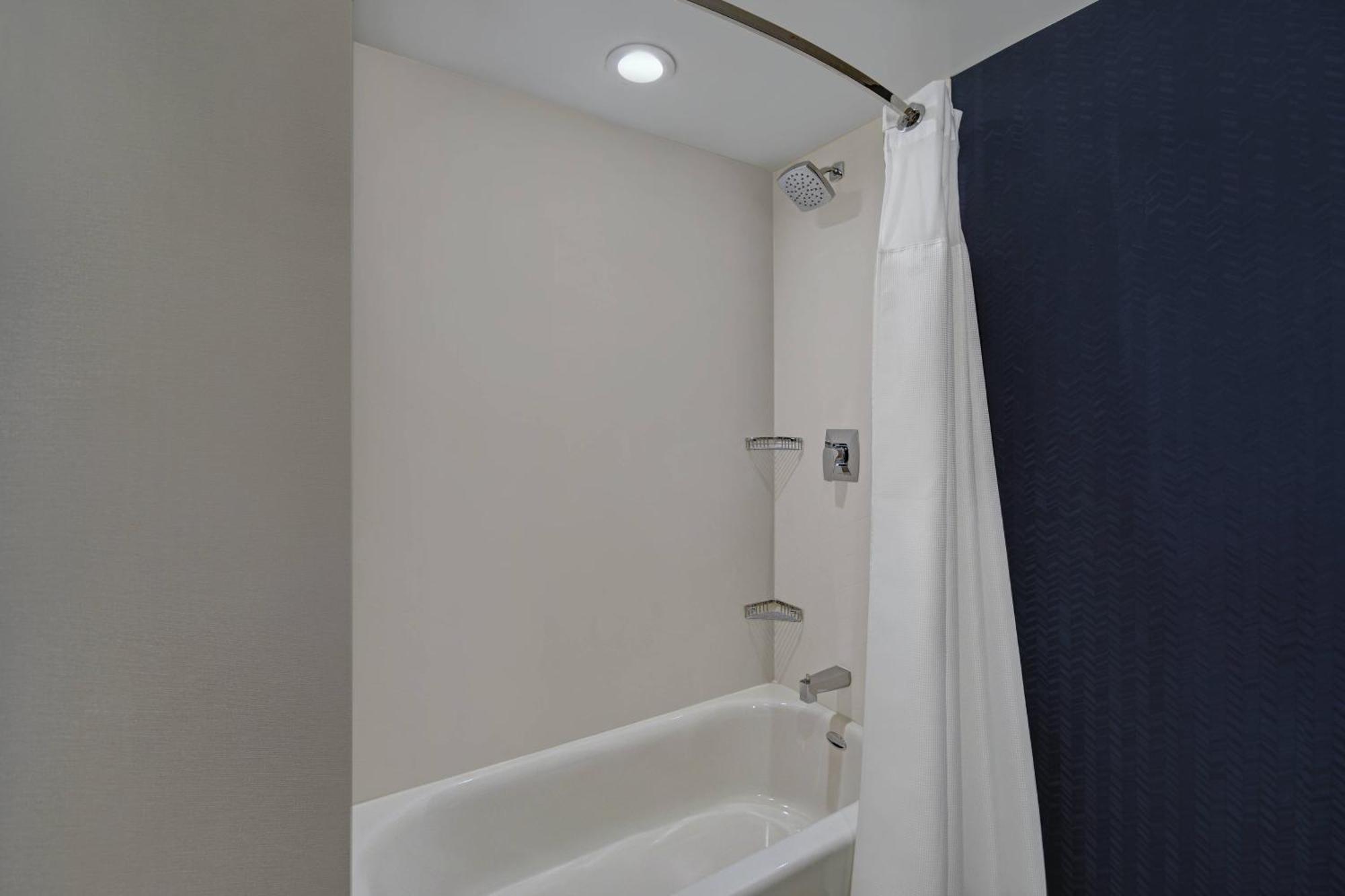 Fairfield By Marriott Inn & Suites מנספילד מראה חיצוני תמונה